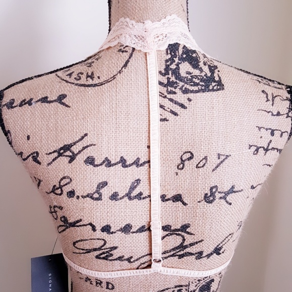 •LAST ONE• Peach Lace Bralette - Picture 2 of 6